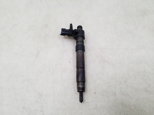  Fuel injector 