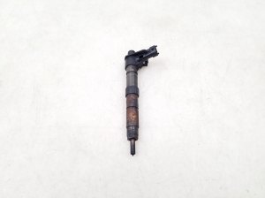  Fuel injector 