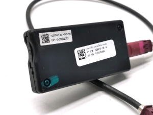 Tesla Model X X (2015–2026) SIM card reader 1032972-00-A - 2