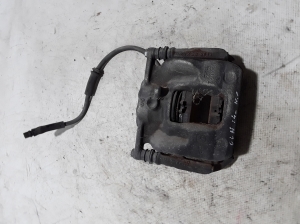 Mercedes Benz CLA-Class W117 (2013–2019) Eesmine pidurisadul A0004216981 - 3
