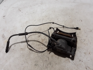 Mercedes Benz CLA-Class W117 (2013–2019) Eesmine pidurisadul A0004217081 - 2
