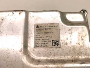 Tesla Model S S (2012–2026) Invertors 1028665-00-E - 4