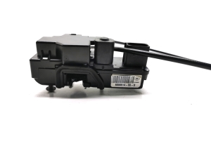 Tesla Model S S (2012–2026) Rear side door lock 6008914-00-D - 4