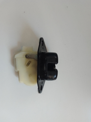 Honda CR-V (2012–2016) Trunk lid lock 20112 - 3