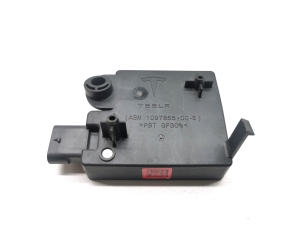 Tesla Model 3 3 (2016–2024) Juhtplokk 1097855-00-E - 2