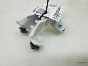 Trunk lid hinge - A1767402900