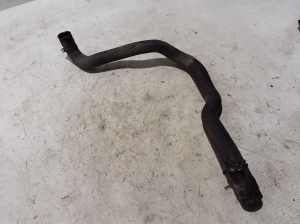 Mercedes Benz CLA-Class W117 (2013–2019) Jahutusradiaatori voolik A2465010382 - 2