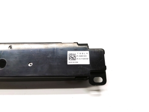 Tesla Model 3 3 (2016–2024) Antenn 1585601-00-D - 3