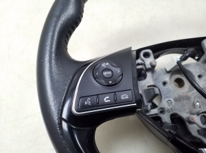  Steering wheel 