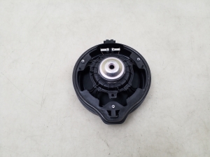 Mercedes Benz GLA-Class 156 (2013–2019) Speaker A2468200100 - 3