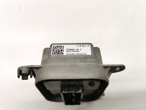 Tesla Model 3 3 (2016–2024) Xenon headlight control unit 1532925-02-C - 2