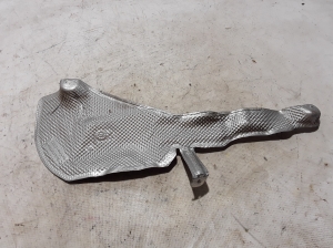Mercedes Benz CLA-Class W117 (2013–2019) Summuti kuumakaitse A2466820671 - 2
