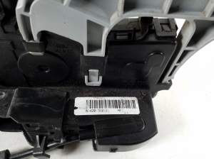 Kia Sportage (2010–2016) Rear side door lock 814203U010 - 4