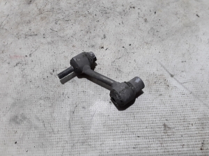  Rear stabilizer link 