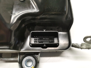 Tesla Model 3 3 (2016–2024) Engine control unit 1569303-00-A - 4