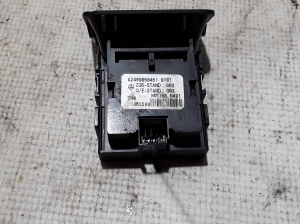 Mercedes Benz CLA-Class W117 (2013–2019) Käsipiduri hoob A2469050451 - 2