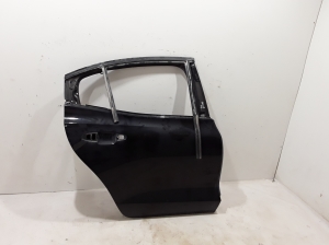 VOLVO S60 III (2018–2026) Tagumised küljeuksed 31693080 - 3