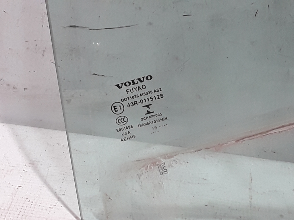 VOLVO S60 3 generation (2018-2023) Venstre side skydedørs glas 31468113 21071765