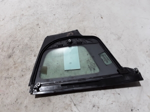 VOLVO S60 III (2018–2026) Tagumise külgukse kolmnurkklaas 31442965 - 2