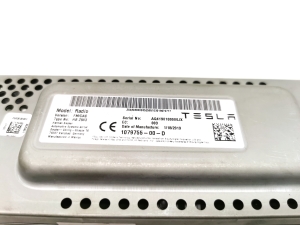 Tesla Model 3 3 (2016–2024) Control unit 1079755-00-D - 2