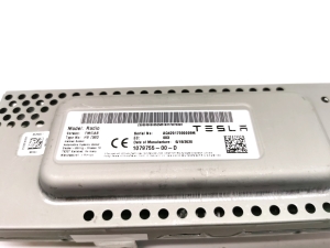 Tesla Model 3 3 (2016–2024) Module de commande 1079755-00-D - 3