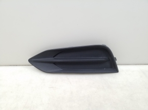  Front bumper fog lamp cover 