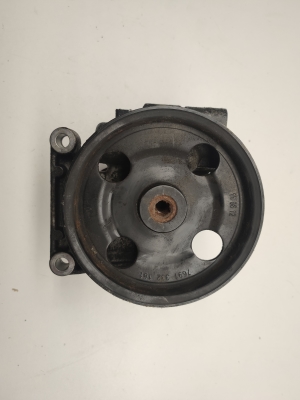  Power steering pump 