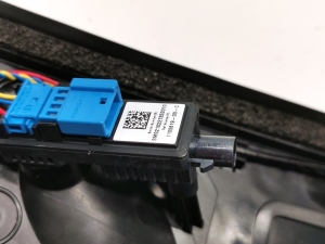 Tesla Model 3 3 (2016–2024) Außenverkleidung der Mittelsäule 1109255-00-I - 4
