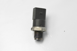  High pressure fuel line sensor 