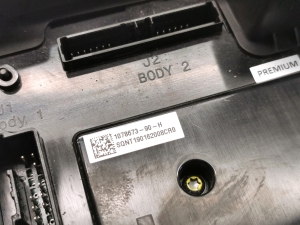 Tesla Model 3 3 (2016–2024) Komfortsteuergerät 1078673-90-H - 2