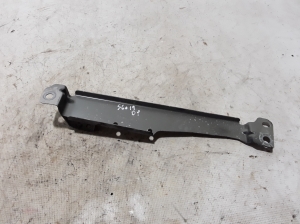   Halter Kotflügel vorne  - 31468234 