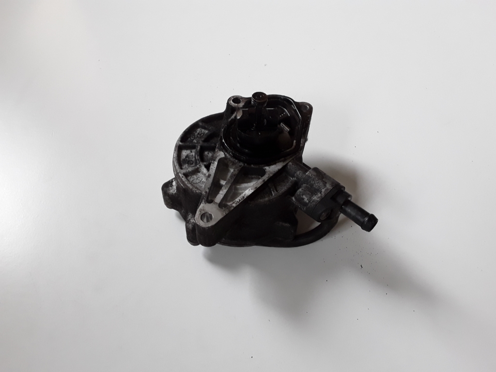 Kia Sportage (2016–2021) Vaakumpump 288102A650