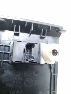 BMW X5 F15 (2013–2018) AUX-Anschluss 9266607 - 3