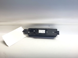 Mercedes Benz Sprinter /906/ (2006–2018) Fensterheberschalter vorne A9065451913 - 2