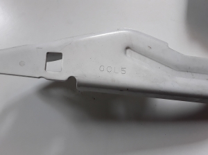  Engine cover hinge 