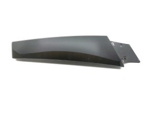 Center pillar exterior trim - 1004534-00-B