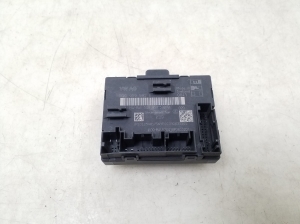 Front door control unit - 5Q0959592B