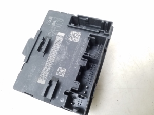 AUDI A3 8V (2012–2020) Front door control unit 5Q0959592B - 3