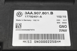 Skoda Superb (2008–2015) Module de commande du frein de stationnement électrique 3AA907801B - 4