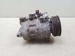  Air conditioner compressor 