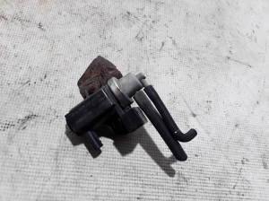 Mercedes Benz Viano 639 (2003–2014) Magnetventil A0041539328 - 2