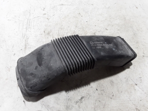 Air intake hose - 8519133