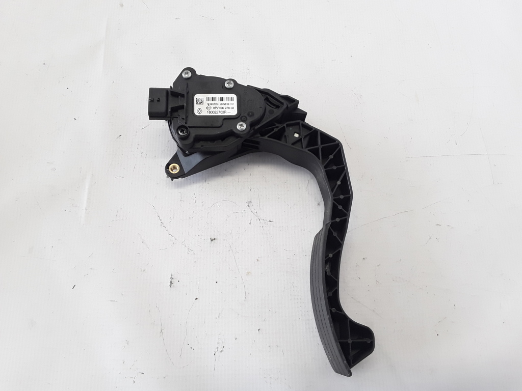 DACIA Sandero 2 generation (2013-2020) Throttle Pedal 180022703R 21076423