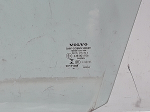 VOLVO V90 (2016–2026) Esiukse klaas 31371938 - 3