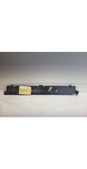 Couvercle avant du boîtier de fusibles - 6R0806249
