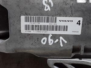 VOLVO V90 (2016–2026) Roolivõlli rist 31451739 - 2