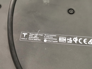 Tesla Model 3 3 (2016–2024) Handy-Ladegerät 1541234-00-B - 2