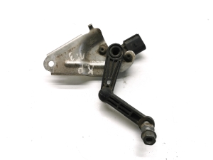 Tesla Model 3 3 (2016–2024) Front ride height sensor 1044941-00-B - 2