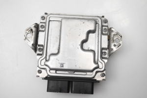 Suzuki Swift IV (2010–2017) Engine control unit 3391069L01 - 5