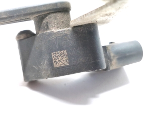 Tesla Model S S (2012–2026) Niveausensor vorne 1027941-00-A - 2